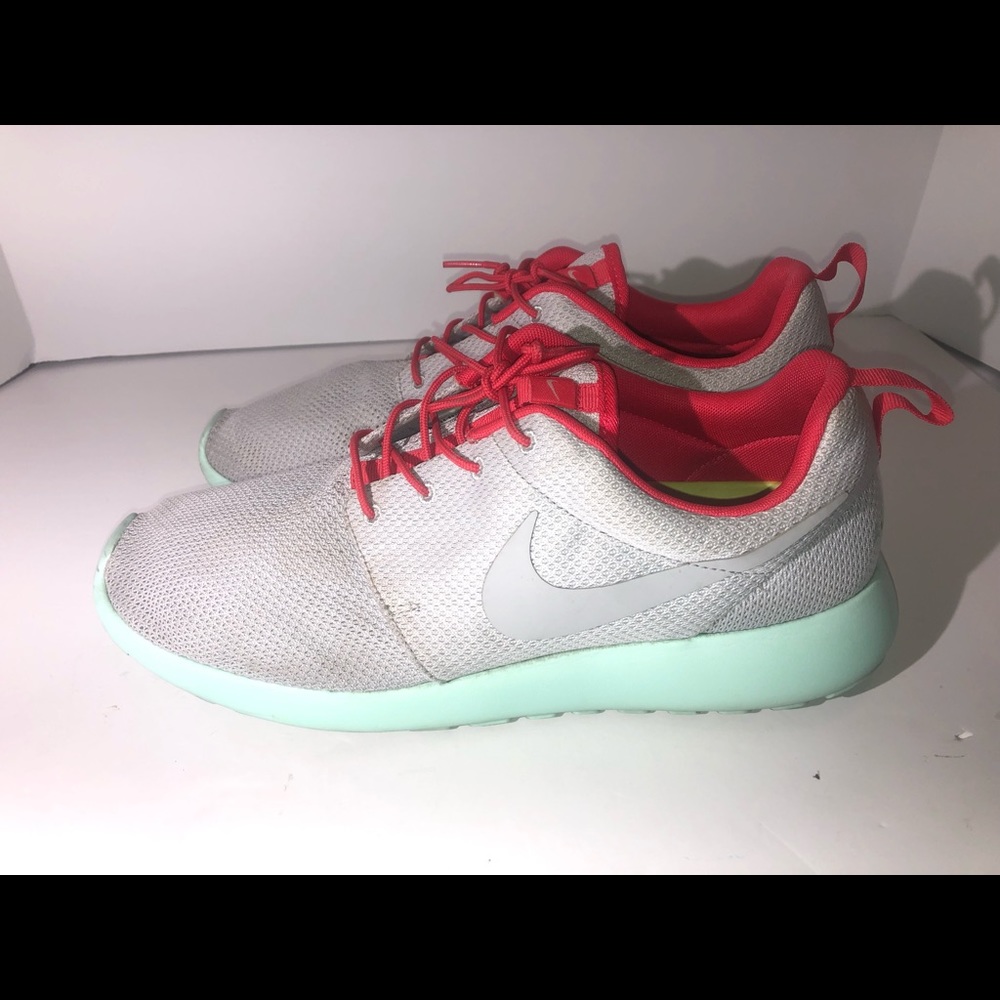 Nike Roshe run Id